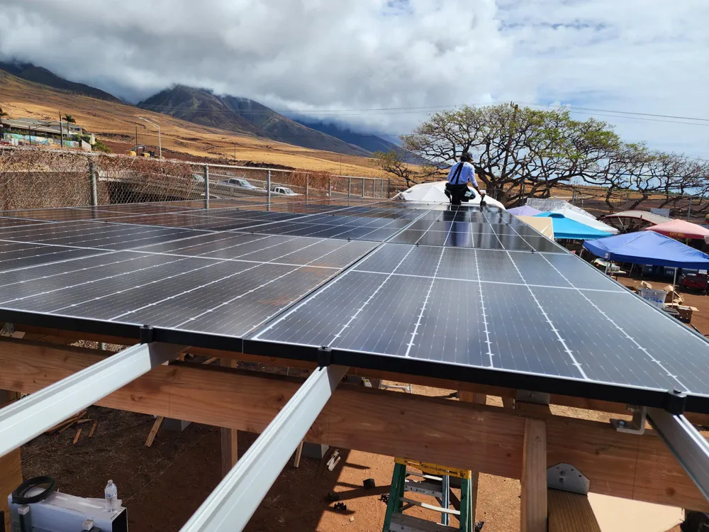 Rooftop array, West Maui Mountains · Solar